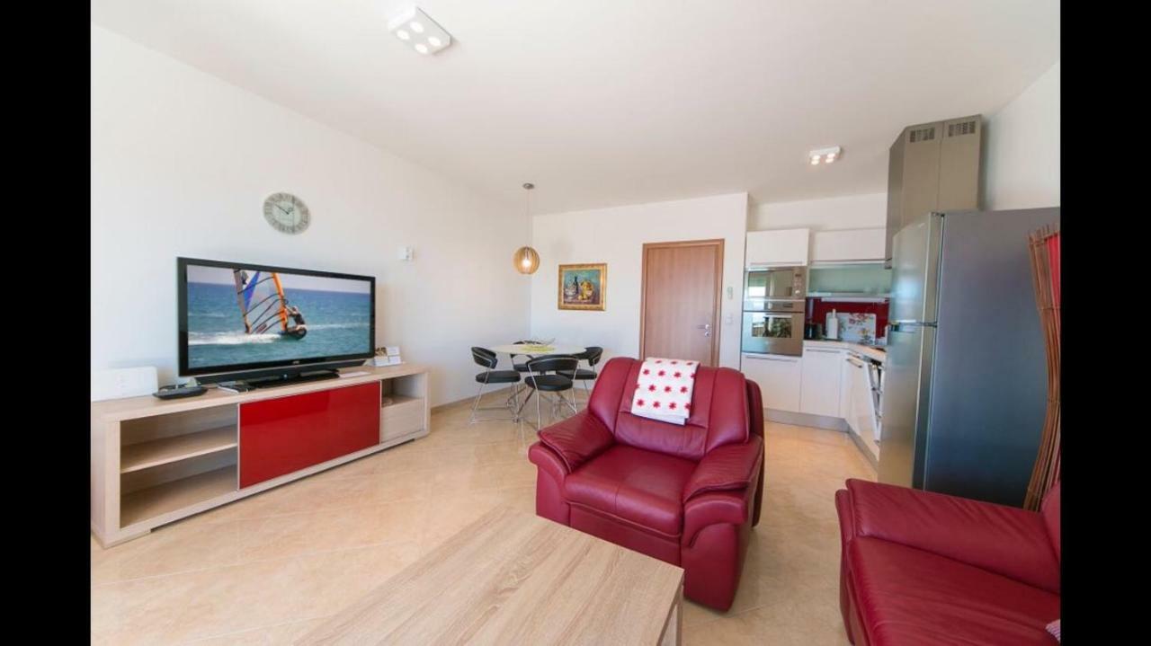 Id Luxury Apartment بريلا المظهر الخارجي الصورة
